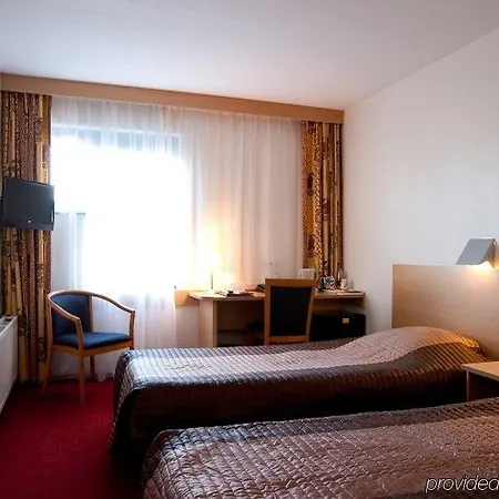 Hotel Bastion Den Haag 3*
