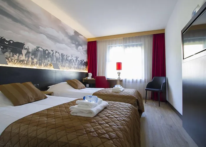 Bastion Den Haag Hotel 3*